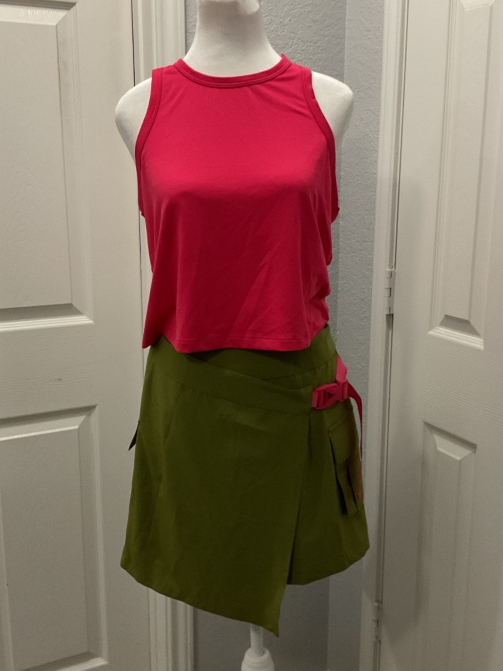 Fabletics 2-Piece Set | Pink Tank + Army Green Cargo Wrap Skirt